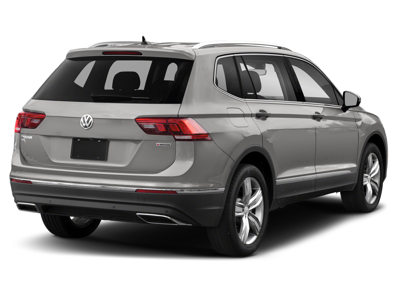 Used 2020 Volkswagen Tiguan SE R-LINE BLACK with VIN 3VV2B7AX7LM130979 for sale in Ashwaubenon, WI