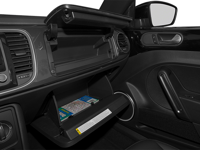 2013 Volkswagen Beetle Convertible 2dr DSG 2.0T