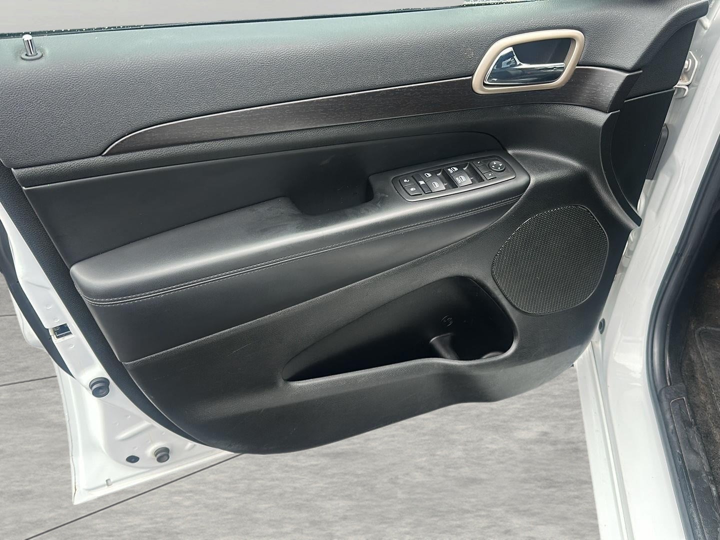 2015 Jeep Grand Cherokee 4WD 4dr Altitude