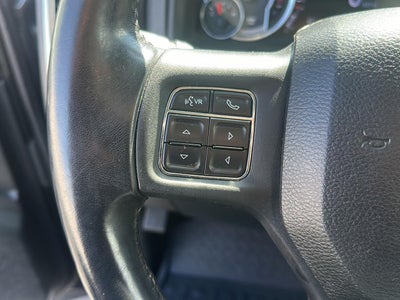 2016 RAM 1500 4WD Crew Cab 140.5 Big Horn