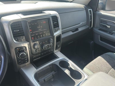 2016 RAM 1500 4WD Crew Cab 140.5 Big Horn