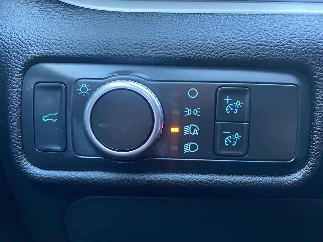 2022 Ford Explorer XLT 4WD