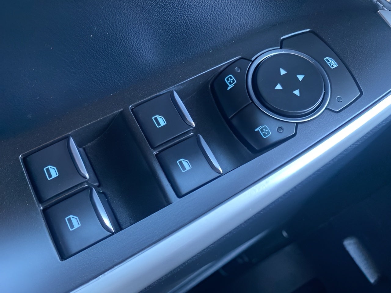 2022 Ford Explorer XLT 4WD