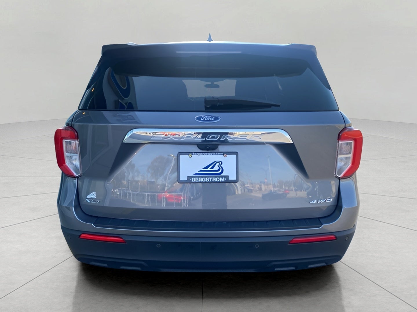 2022 Ford Explorer XLT 4WD