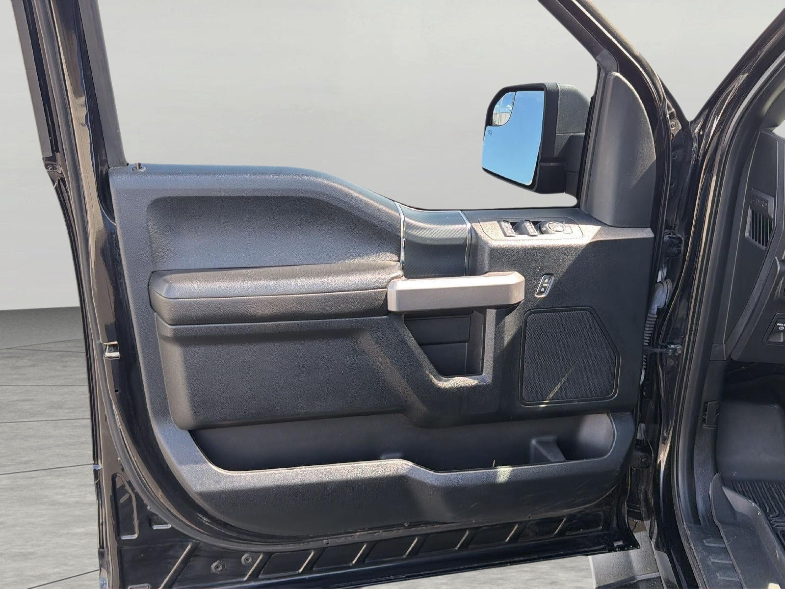 2019 Ford F-150 XL 4WD SuperCrew 5.5' Box