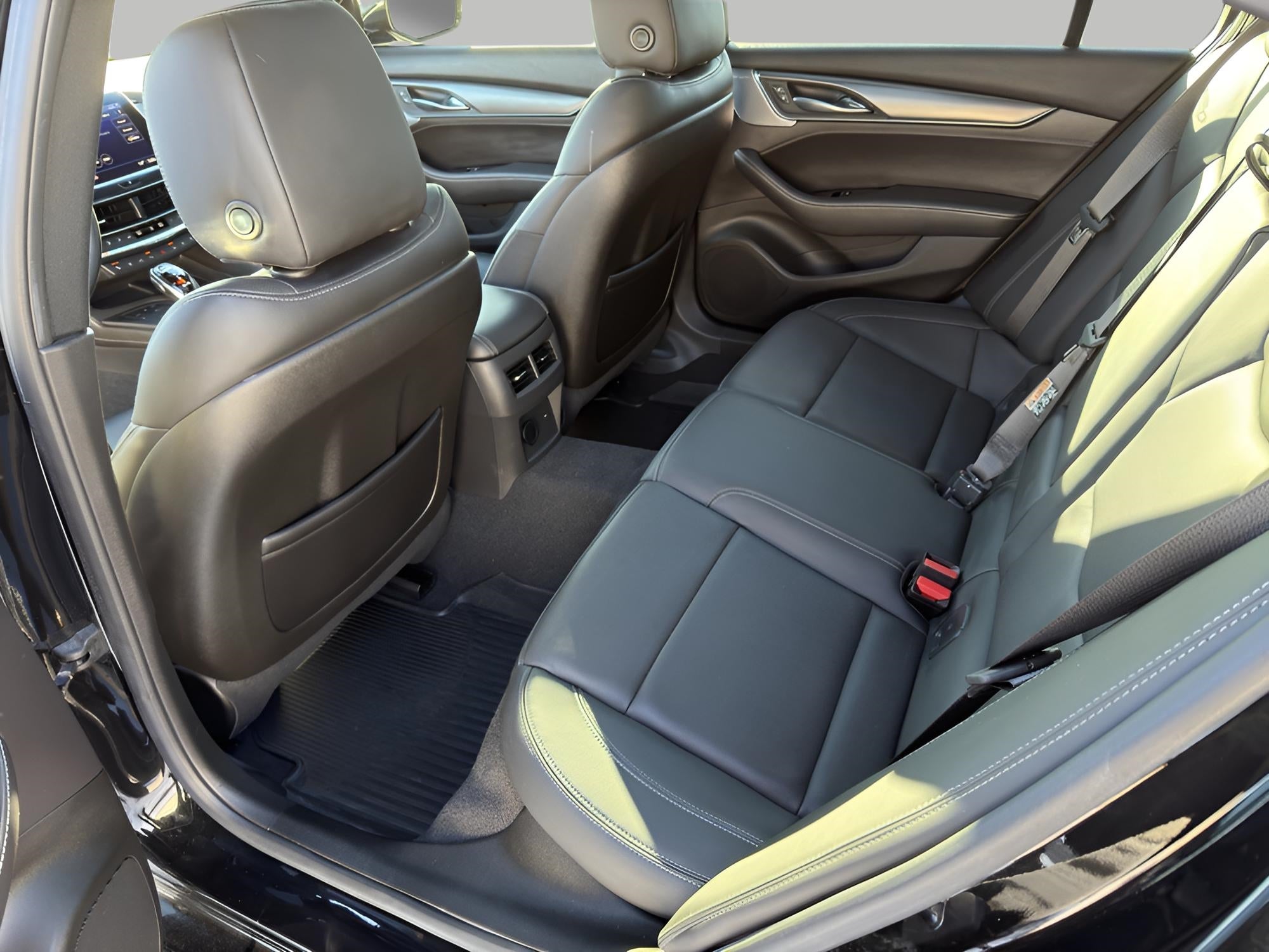 2022 Cadillac CT5 4dr Sdn Premium Luxury