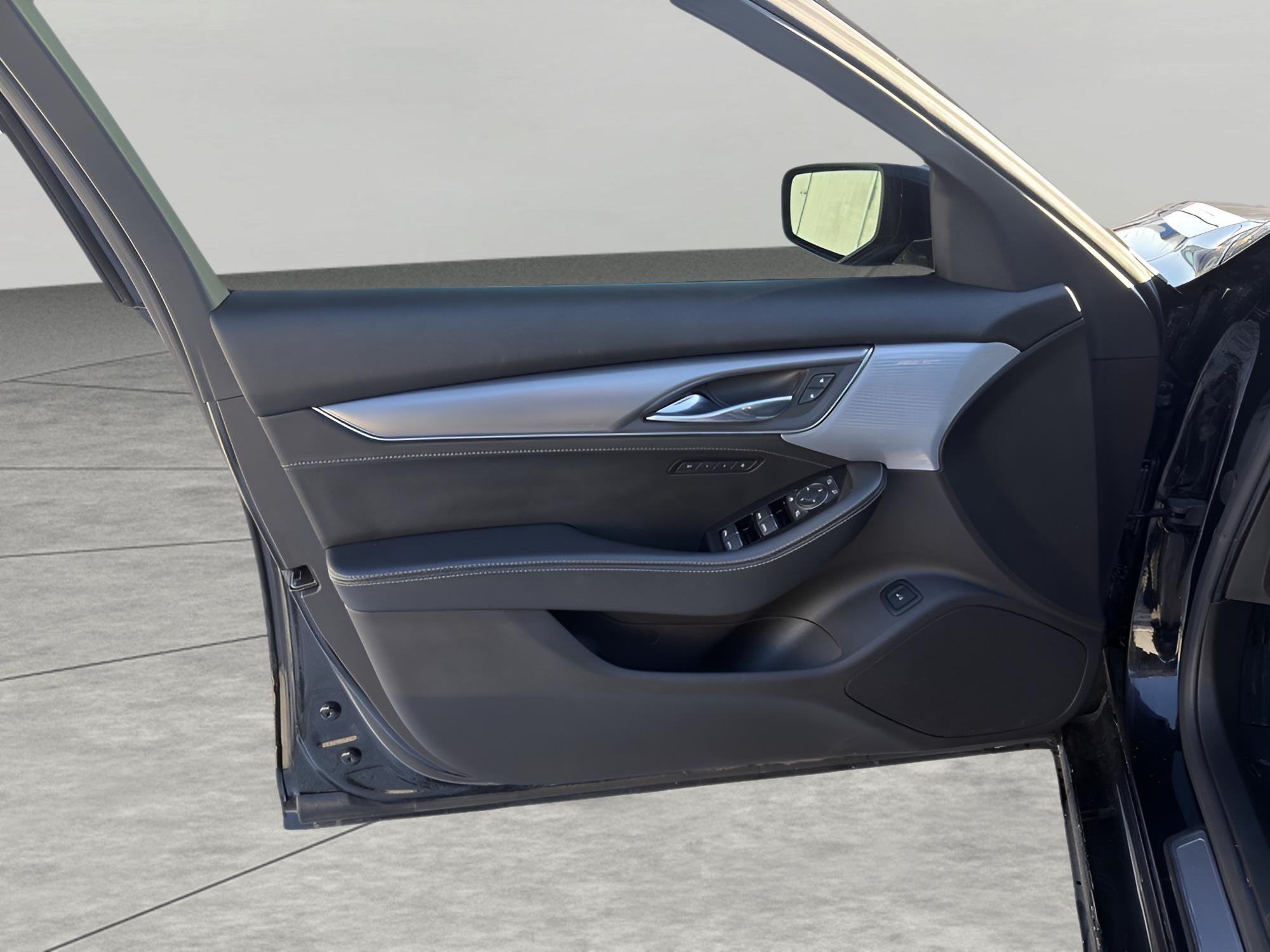 2022 Cadillac CT5 4dr Sdn Premium Luxury