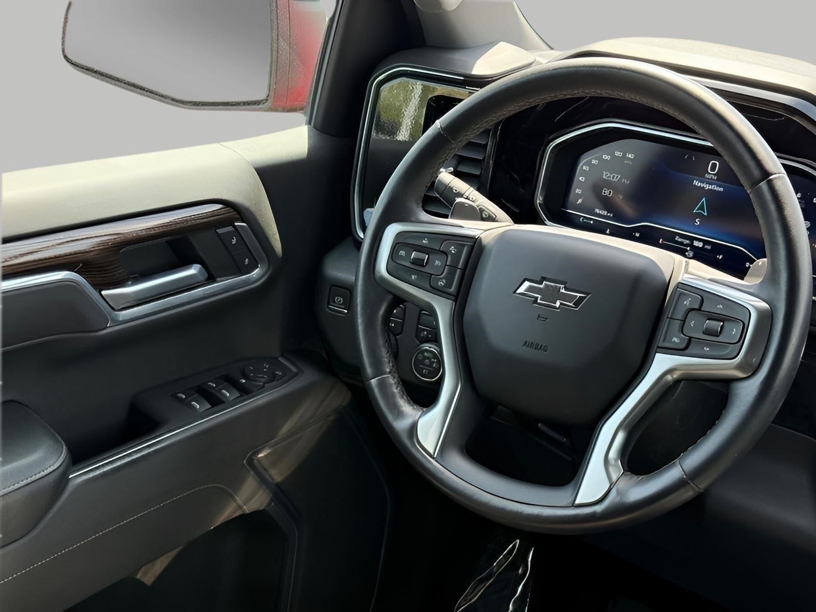 2022 Chevrolet Silverado 1500 4WD Crew Cab 147 RST