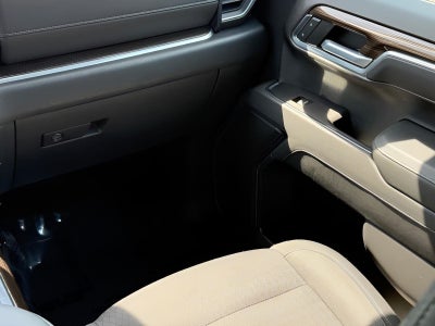 2022 Chevrolet Silverado 1500 4WD Crew Cab 147 RST