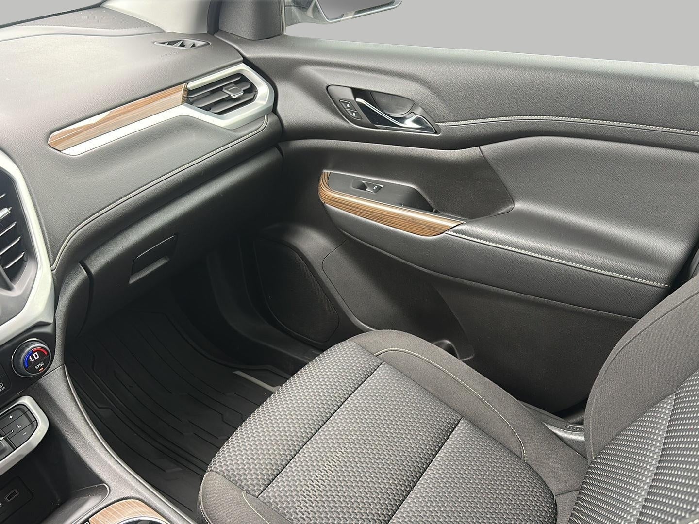 2023 GMC Acadia AWD 4dr SLE