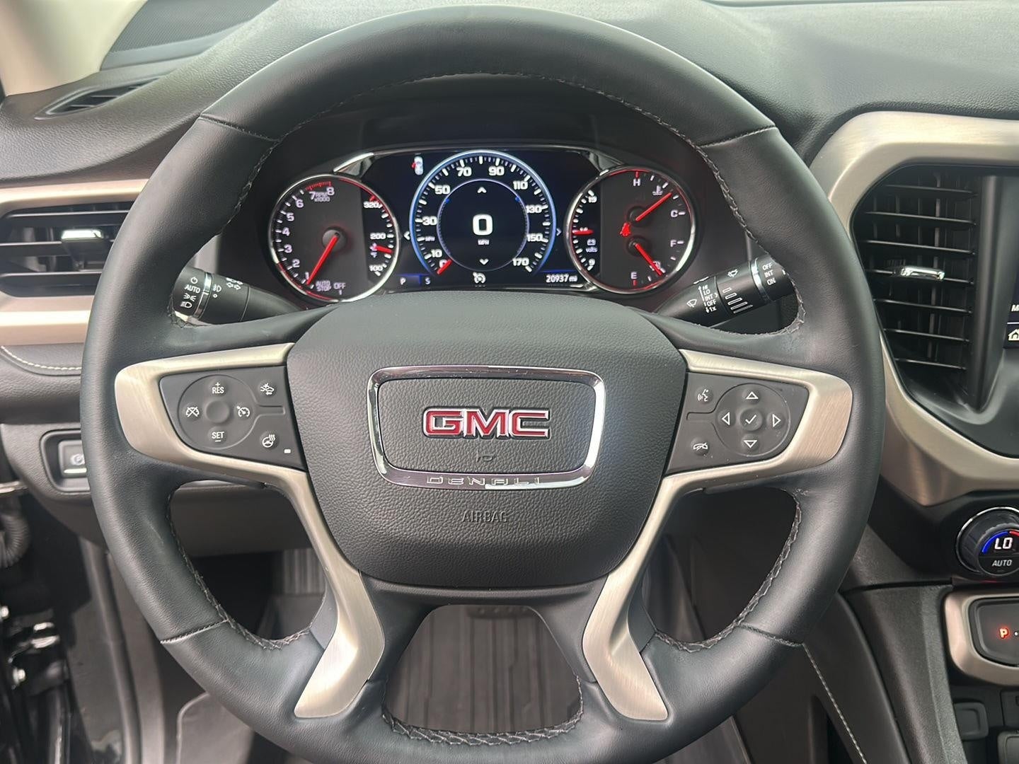 2023 GMC Acadia AWD 4dr Denali