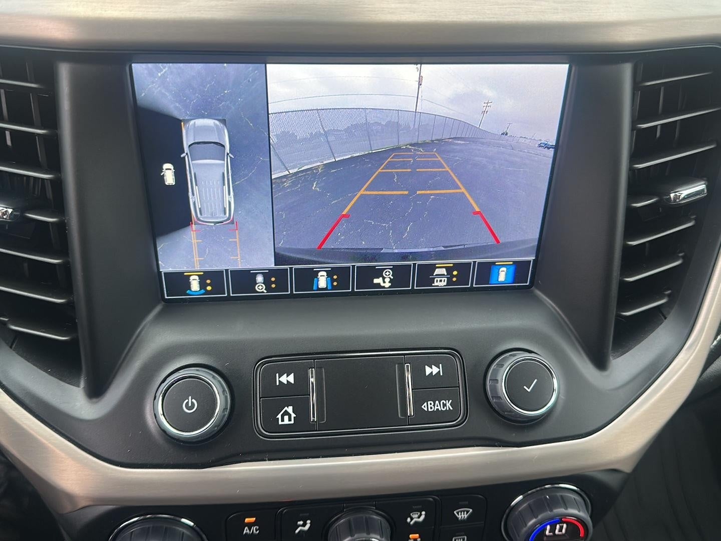 2023 GMC Acadia AWD 4dr Denali