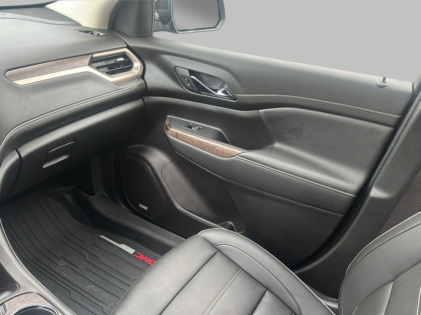 2023 GMC Acadia AWD 4dr Denali