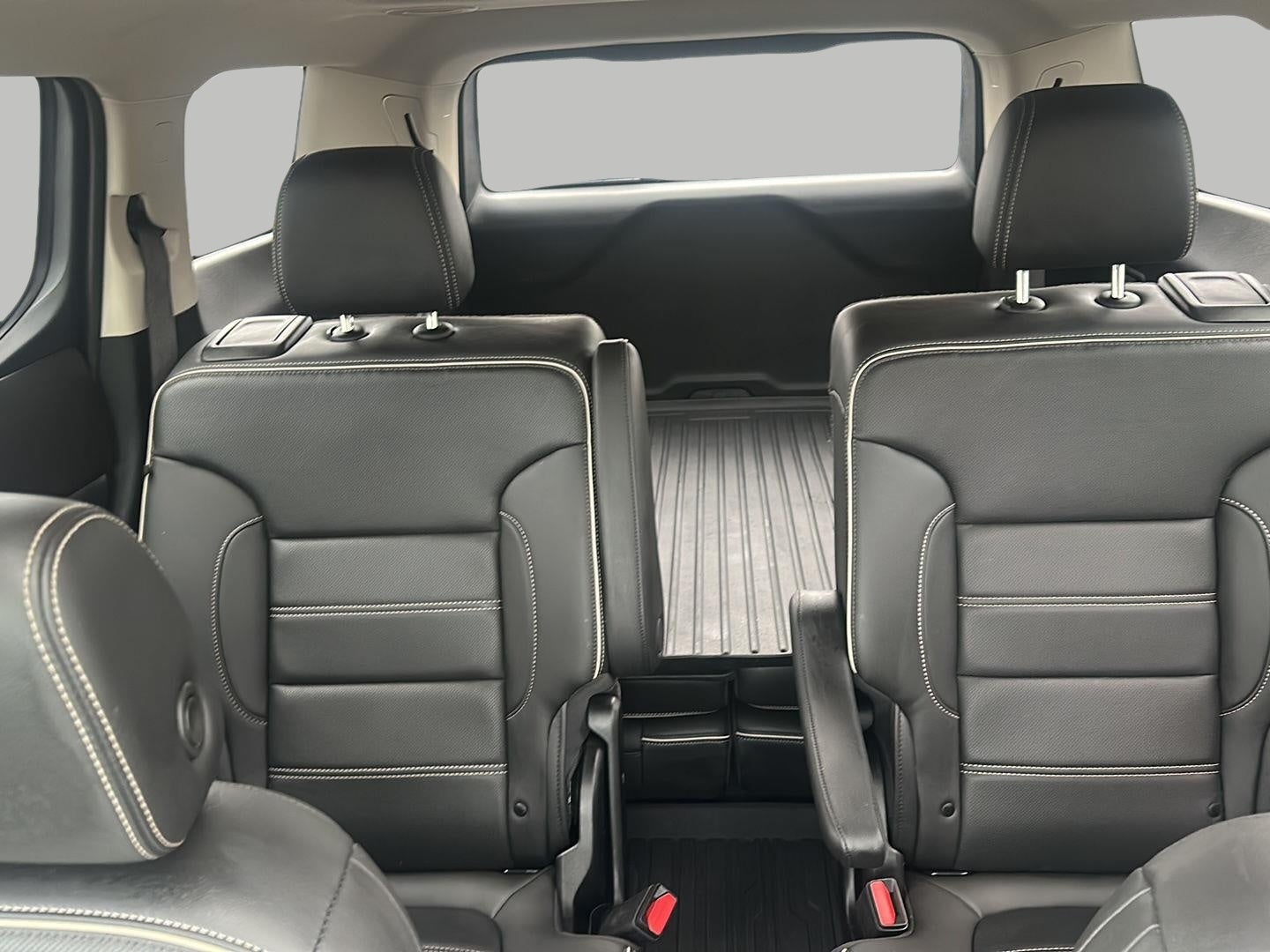 2023 GMC Acadia AWD 4dr Denali