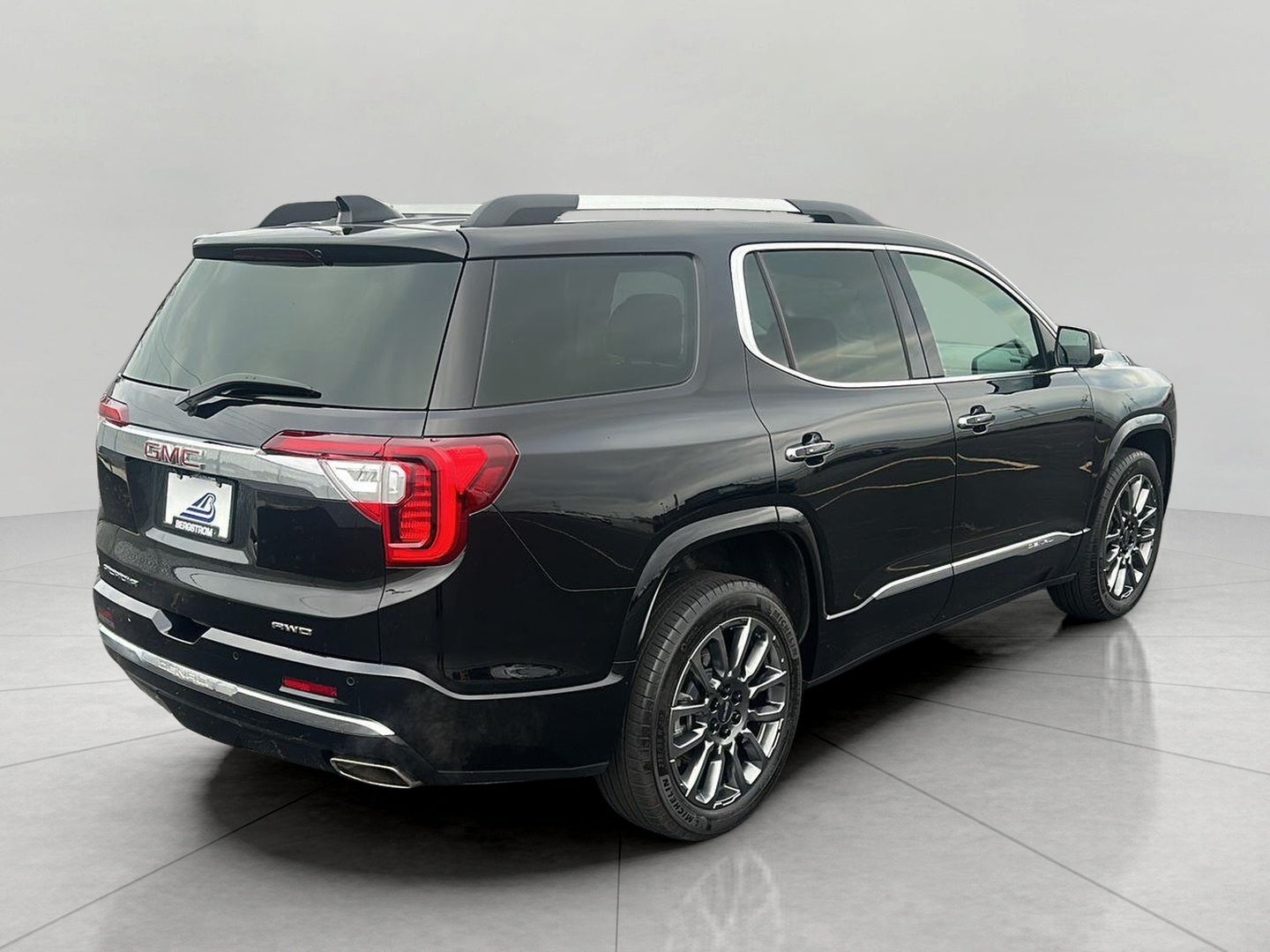 2023 GMC Acadia AWD 4dr Denali