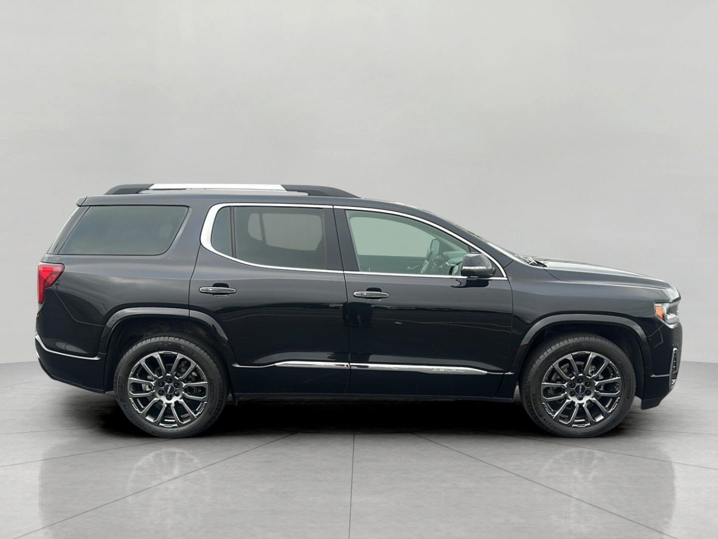 2023 GMC Acadia AWD 4dr Denali