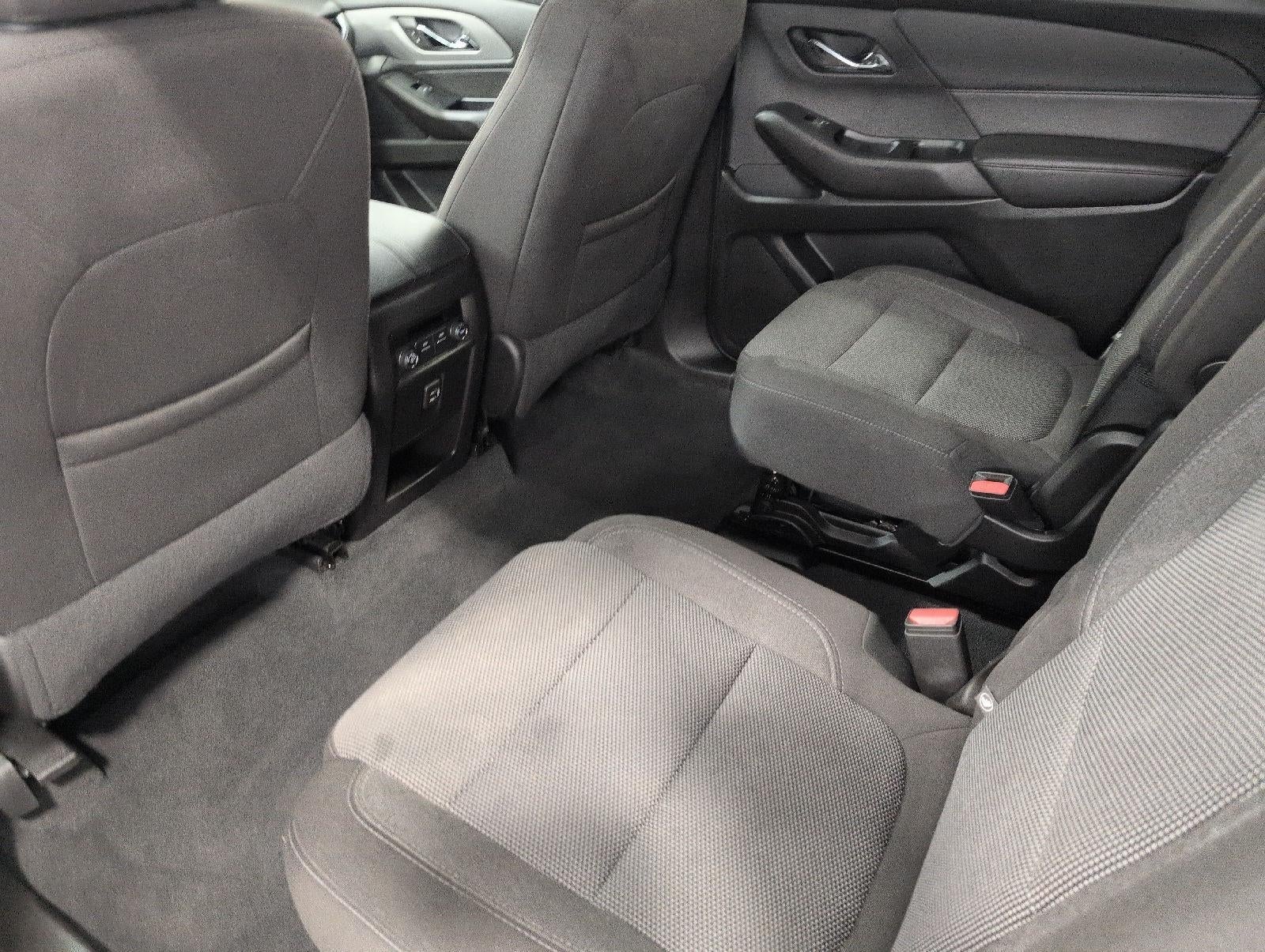 2023 Chevrolet Traverse AWD 4dr LT Cloth w/1LT