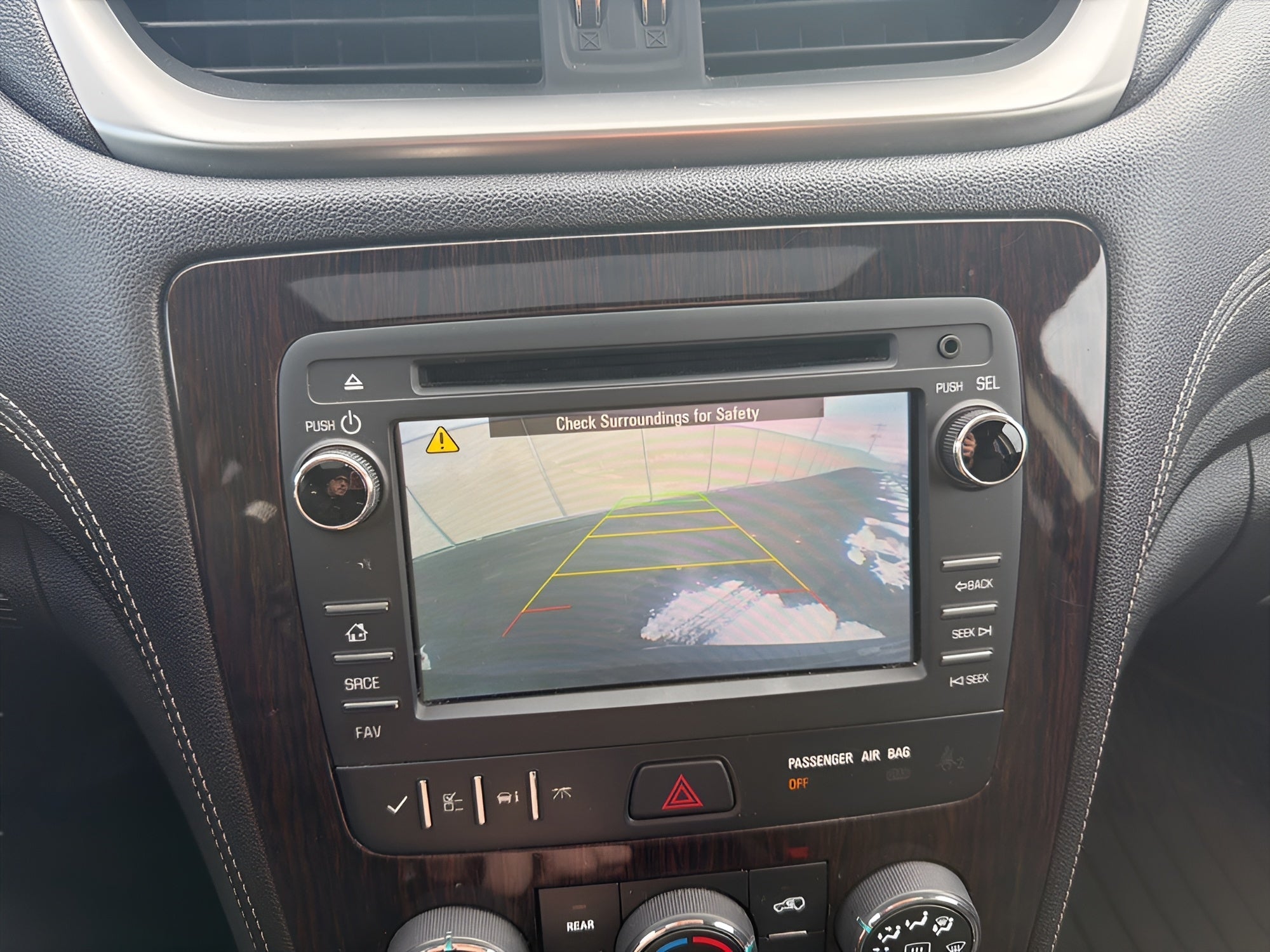 2017 Chevrolet Traverse AWD 4dr LT w/1LT