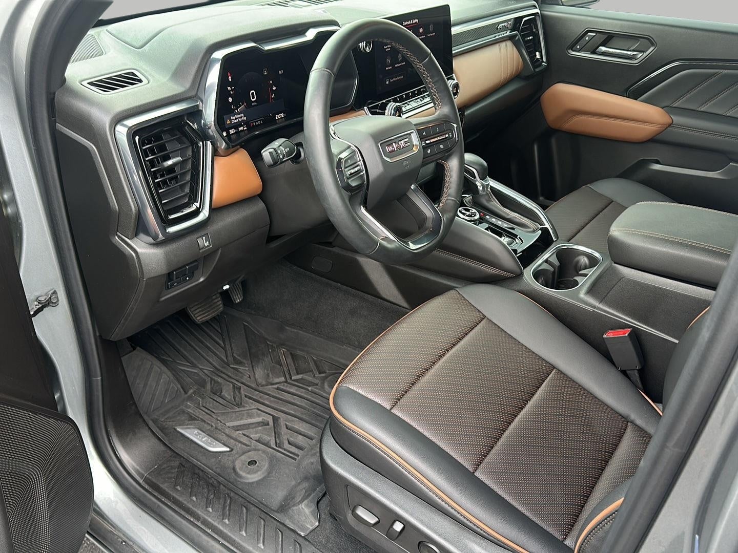 2023 GMC Canyon 4WD Crew Cab AT4