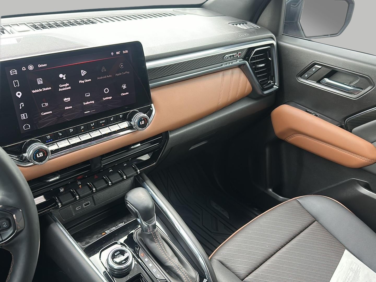 2023 GMC Canyon 4WD Crew Cab AT4
