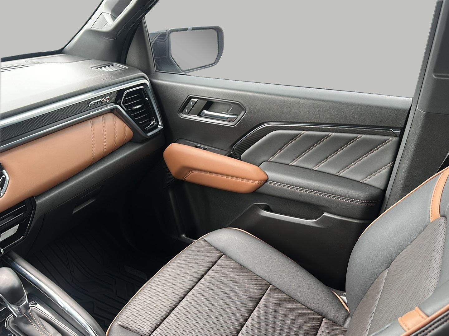 2023 GMC Canyon 4WD Crew Cab AT4
