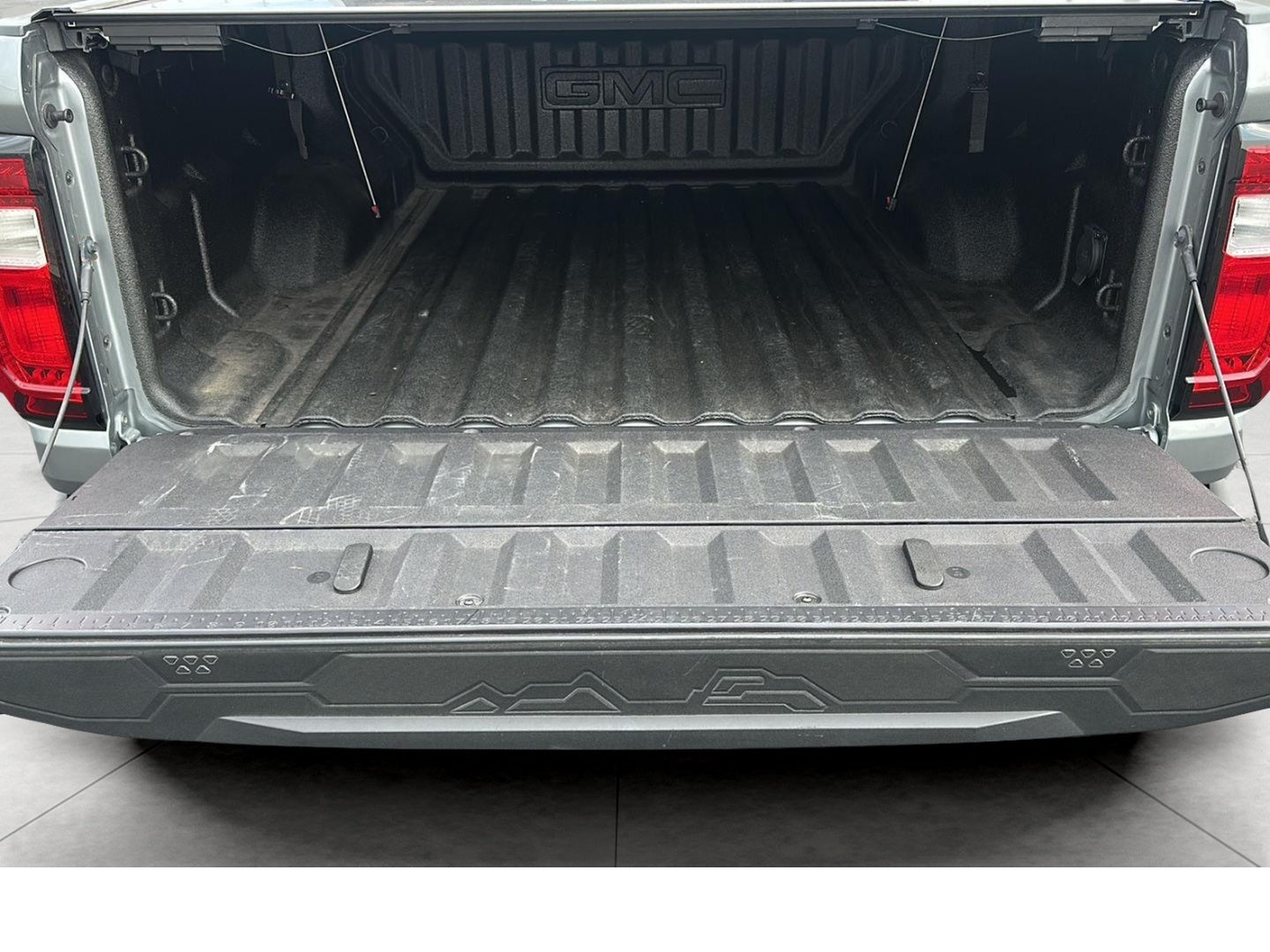 2023 GMC Canyon 4WD Crew Cab AT4
