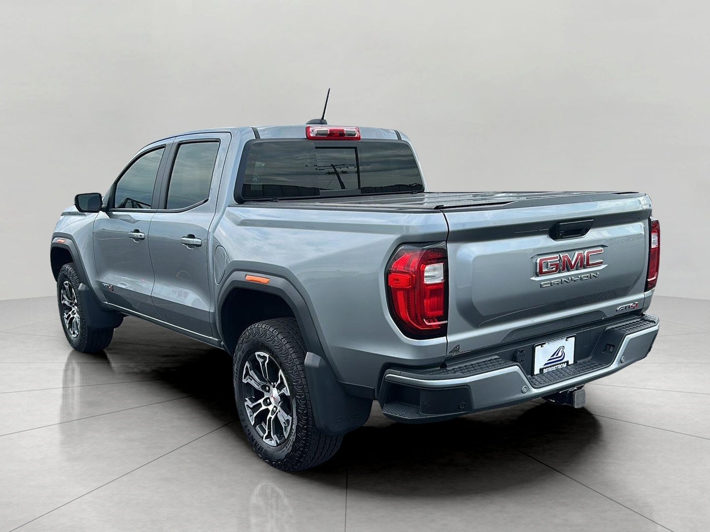 2023 GMC Canyon 4WD Crew Cab AT4