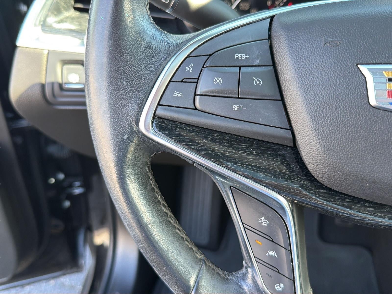 2023 Cadillac XT5 AWD 4dr Premium Luxury