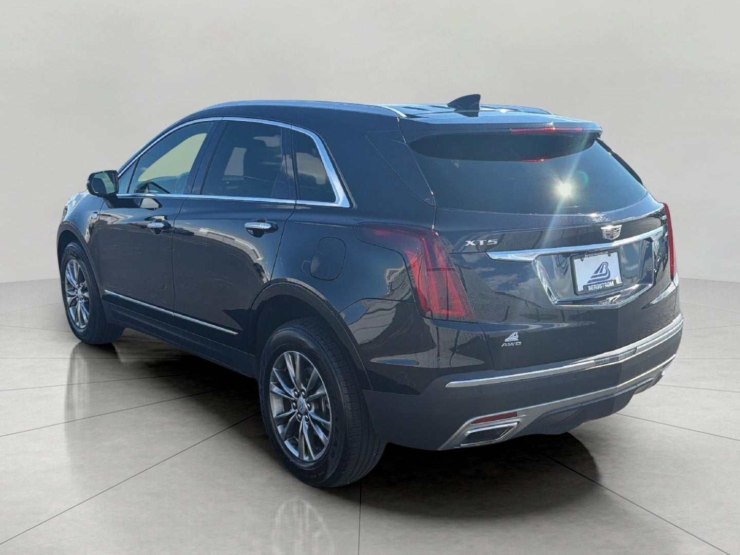 2023 Cadillac XT5 AWD 4dr Premium Luxury