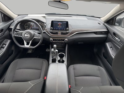 2024 Nissan Altima 2.5 SV Sedan