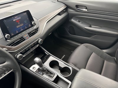 2024 Nissan Altima 2.5 SV Sedan