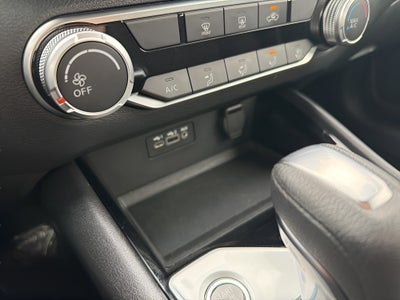 2024 Nissan Altima 2.5 SV Sedan