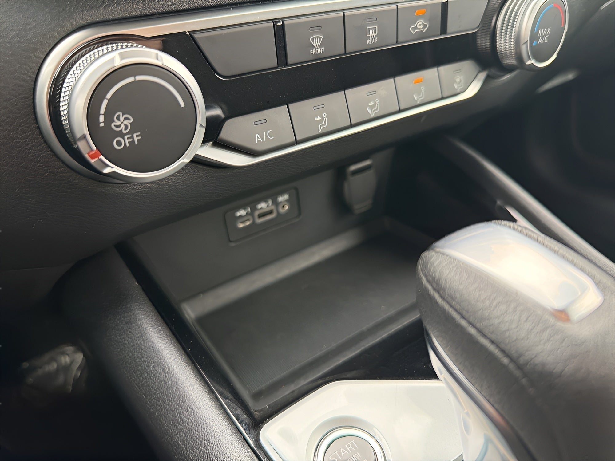 2024 Nissan Altima 2.5 SV Sedan