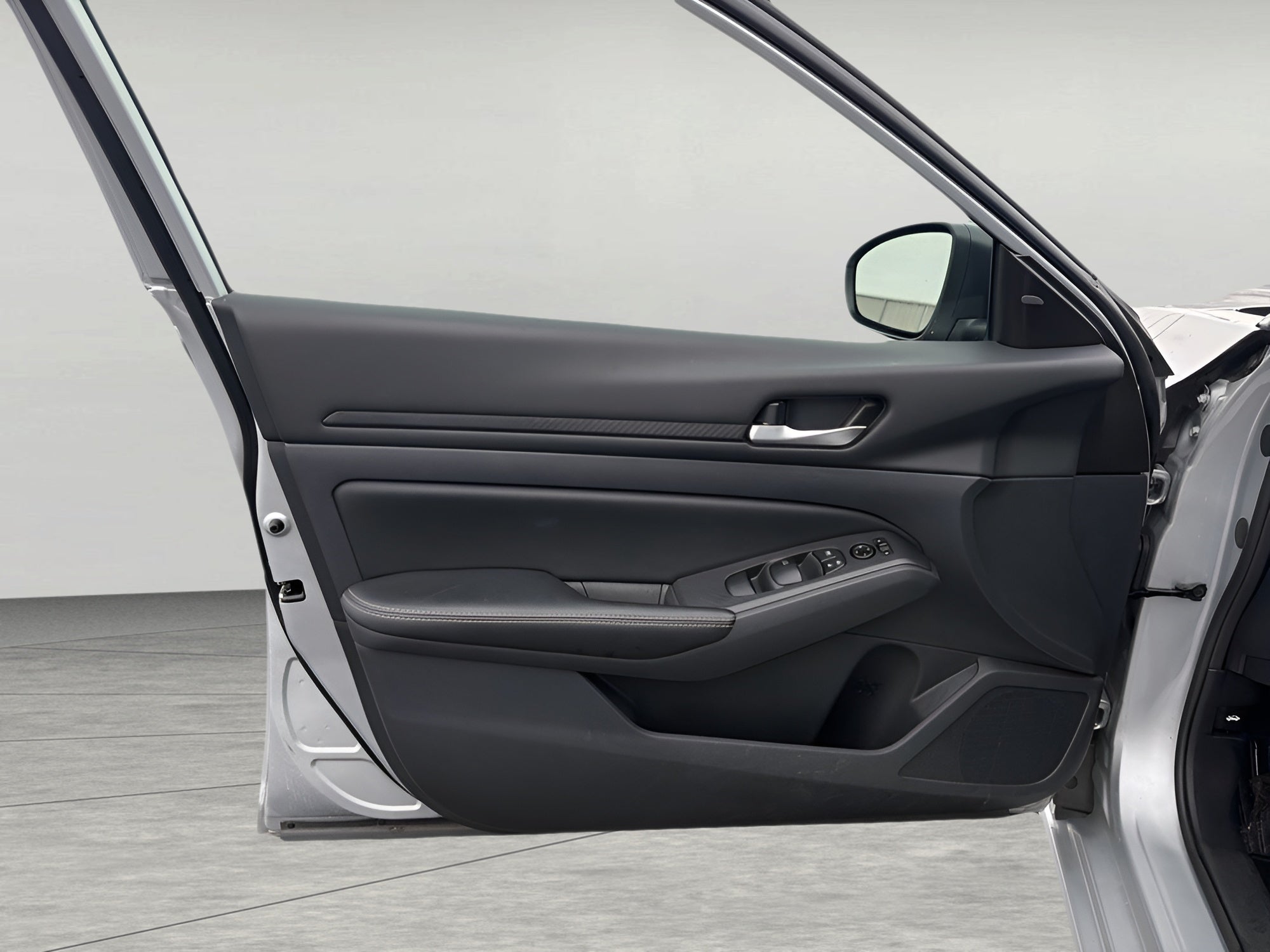 2024 Nissan Altima 2.5 SV Sedan