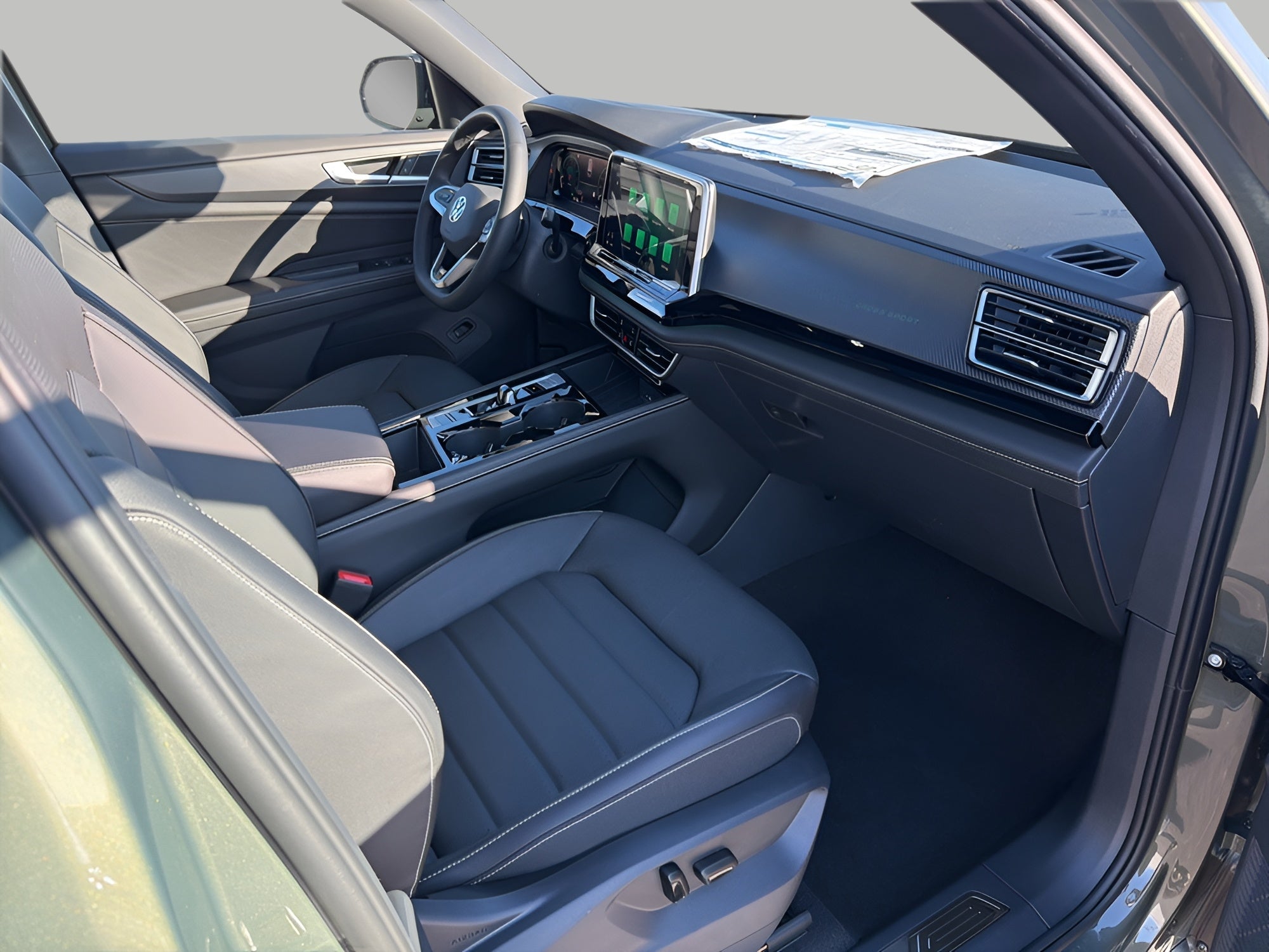 2026 Volkswagen Atlas Cross Sport 2.0T SEL R-Line Black 4MOTION