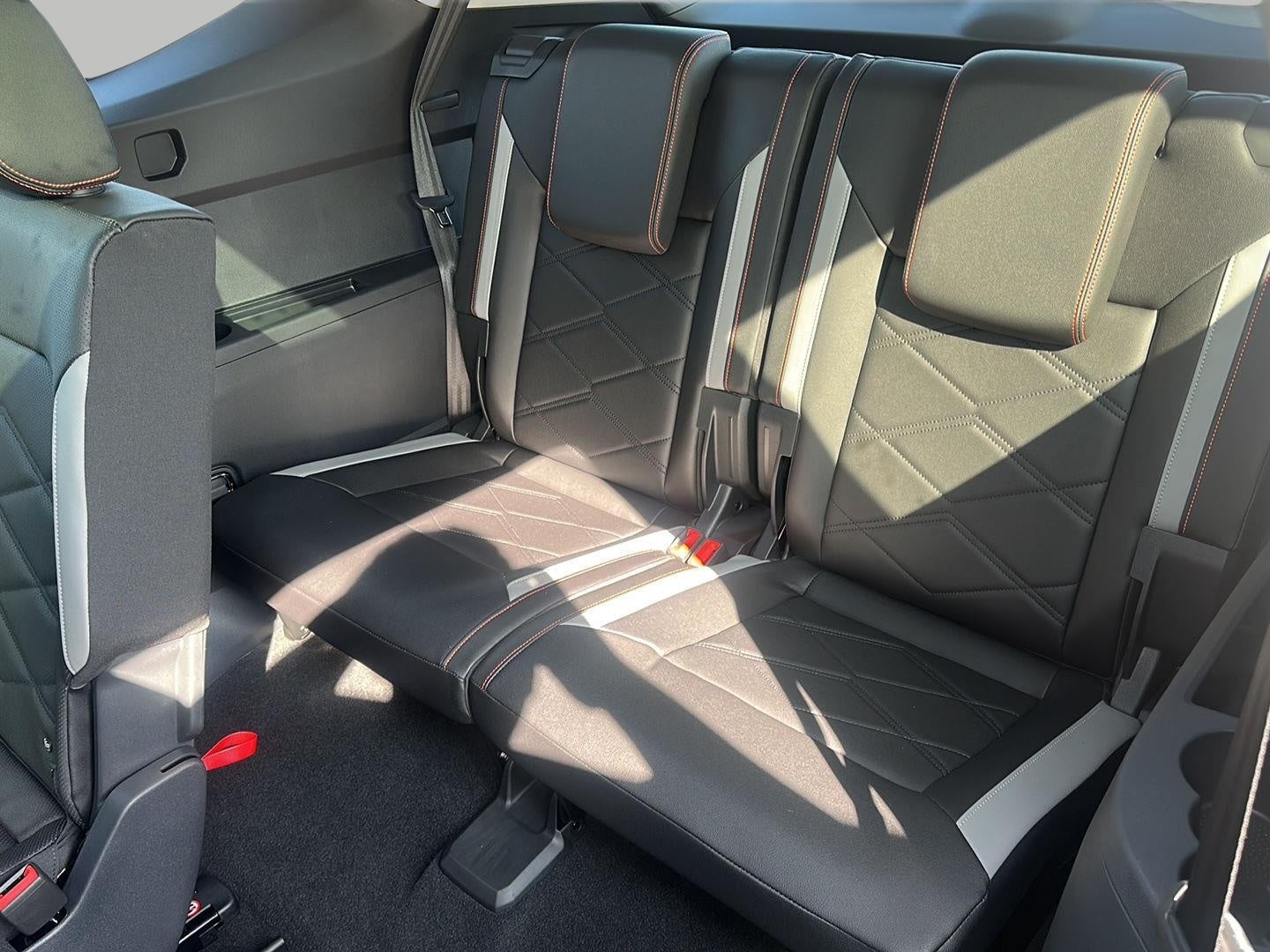 2026 Volkswagen Atlas 2.0T Peak Edition 4MOTION