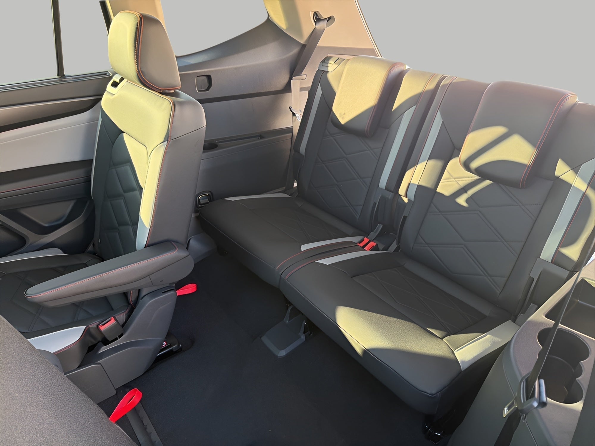 2026 Volkswagen Atlas 2.0T Peak Edition 4MOTION