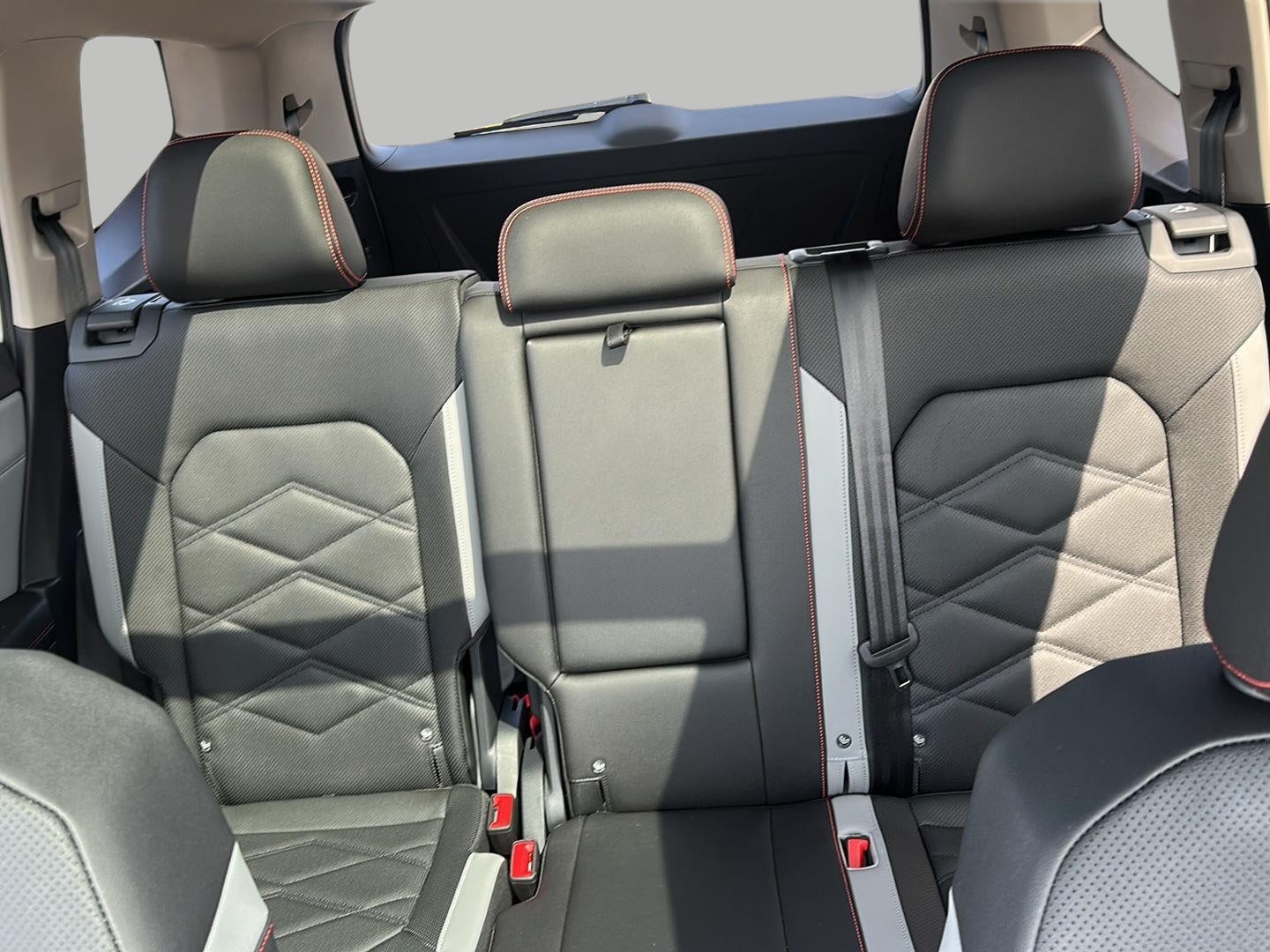 2026 Volkswagen Atlas 2.0T Peak Edition 4MOTION