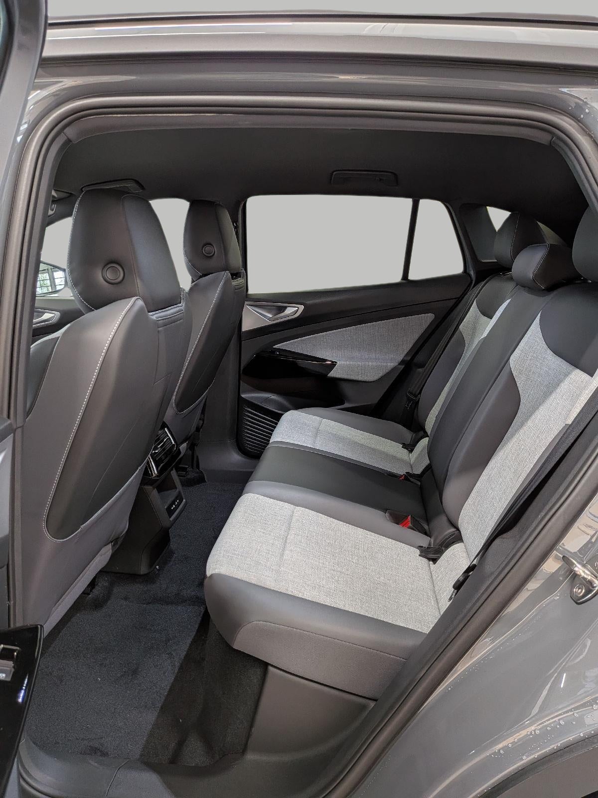 2026 Volkswagen ID.4 Pro AWD