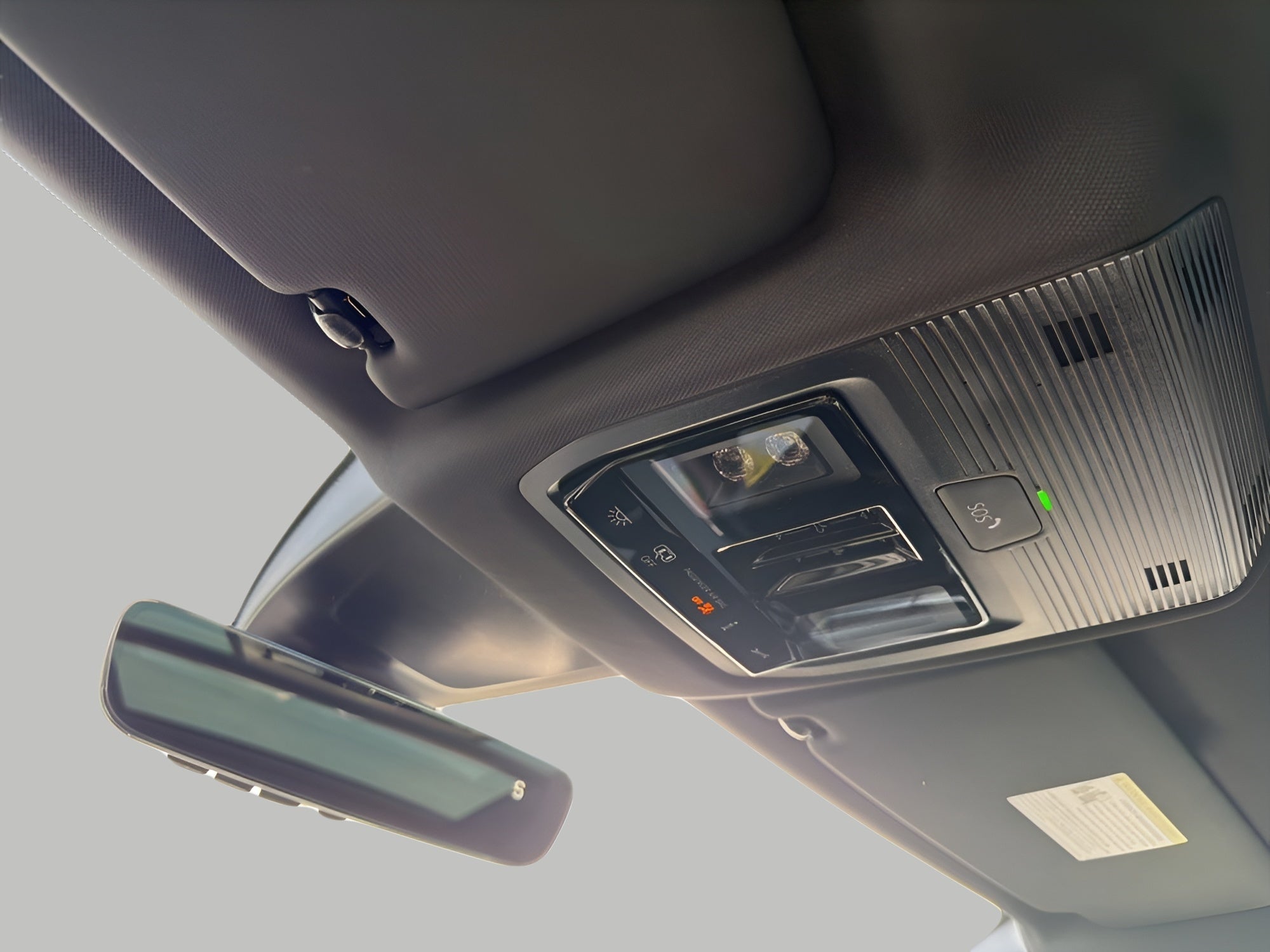 2026 Volkswagen Atlas Cross Sport 2.0T SEL Premium R-Line 4MOTION