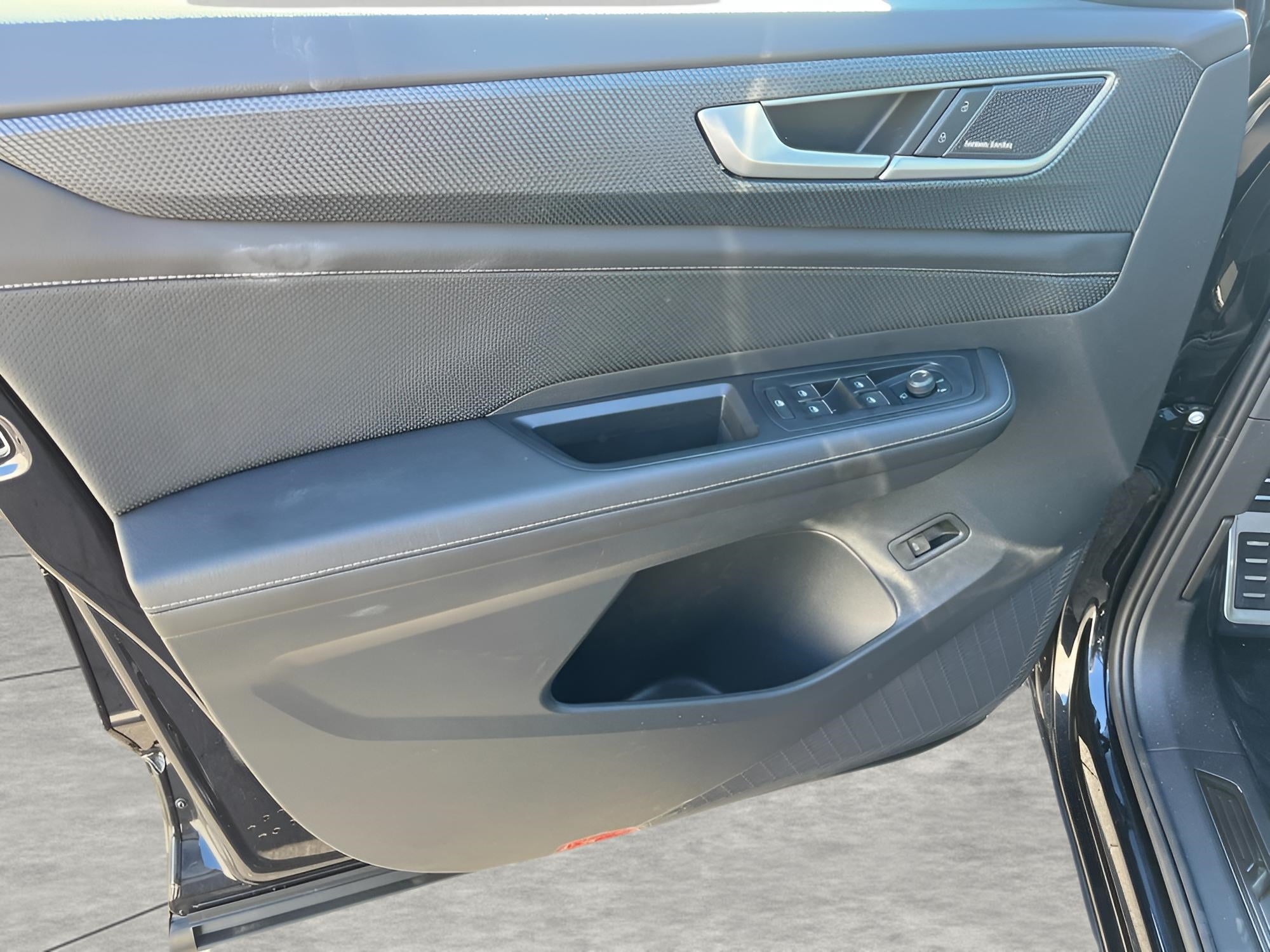 2026 Volkswagen Atlas Cross Sport 2.0T SEL Premium R-Line 4MOTION