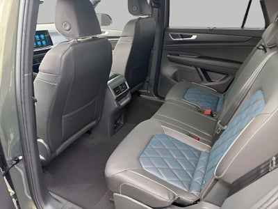 2026 Volkswagen Atlas Cross Sport 2.0T SEL Premium R-Line 4MOTION