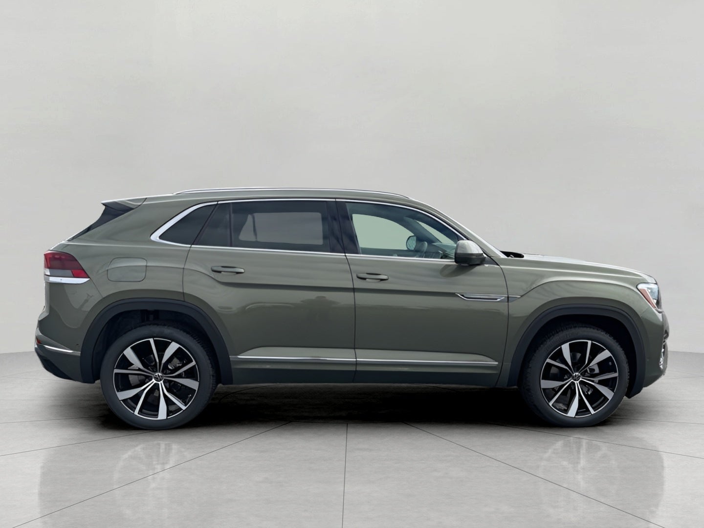 2026 Volkswagen Atlas Cross Sport 2.0T SEL Premium R-Line 4MOTION