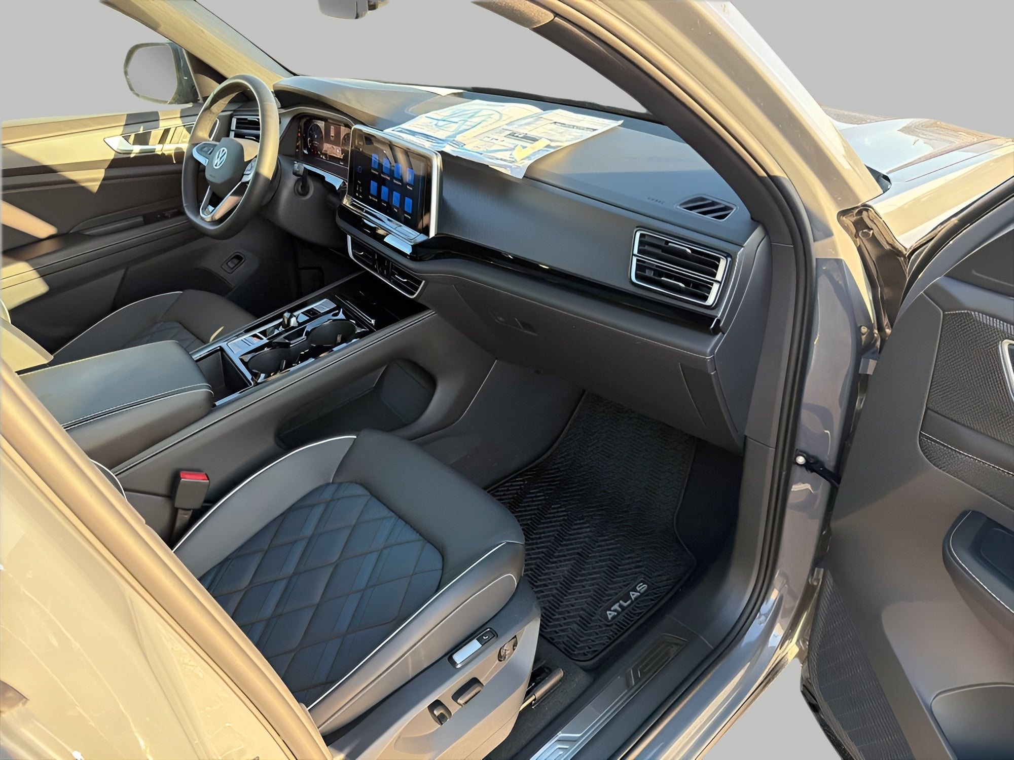 2026 Volkswagen Atlas Cross Sport 2.0T SEL Premium R-Line 4MOTION