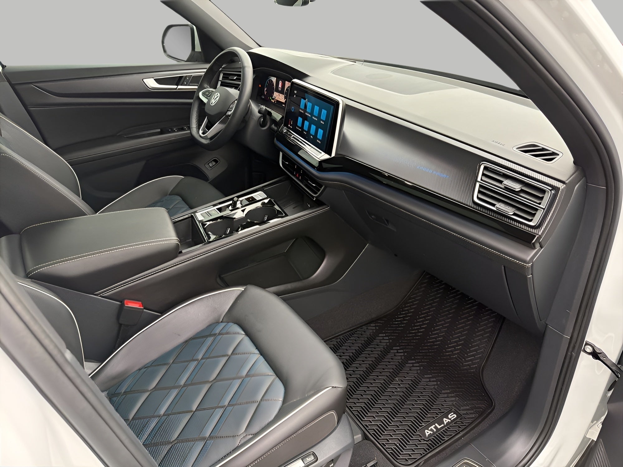 2025 Volkswagen Atlas Cross Sport 2.0T SEL Premium R-Line 4MOTION