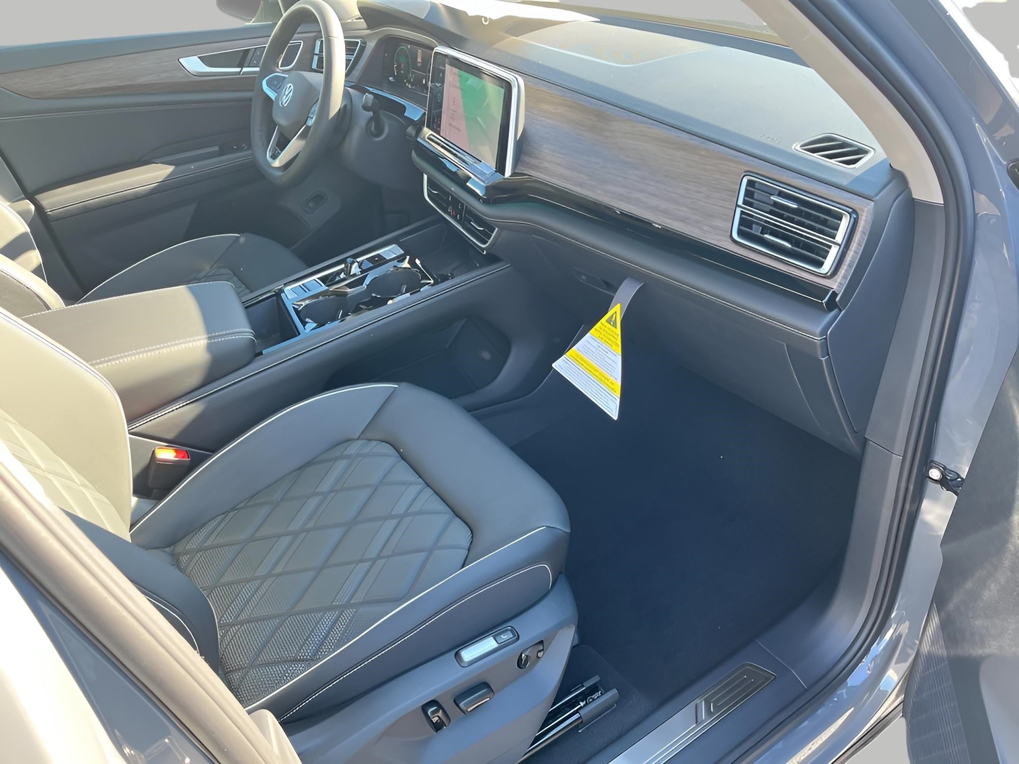 2026 Volkswagen Atlas 2.0T SEL Premium R-Line 4MOTION