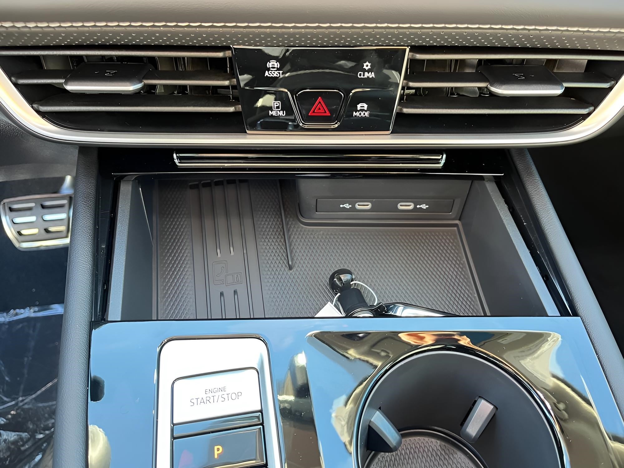 2026 Volkswagen Atlas 2.0T SEL Premium R-Line 4MOTION