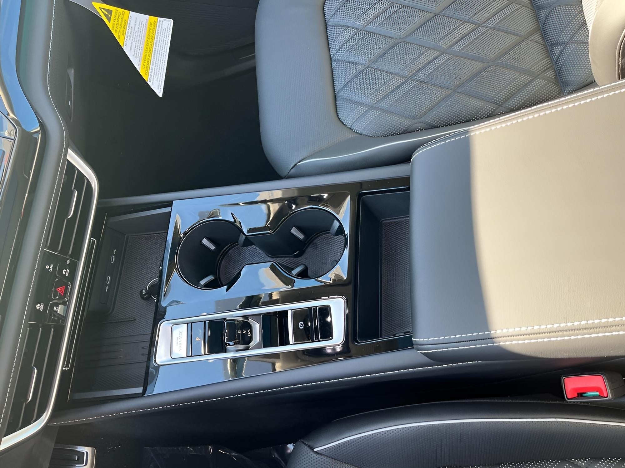 2026 Volkswagen Atlas 2.0T SEL Premium R-Line 4MOTION