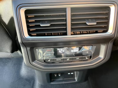 2026 Volkswagen Atlas 2.0T SEL Premium R-Line 4MOTION