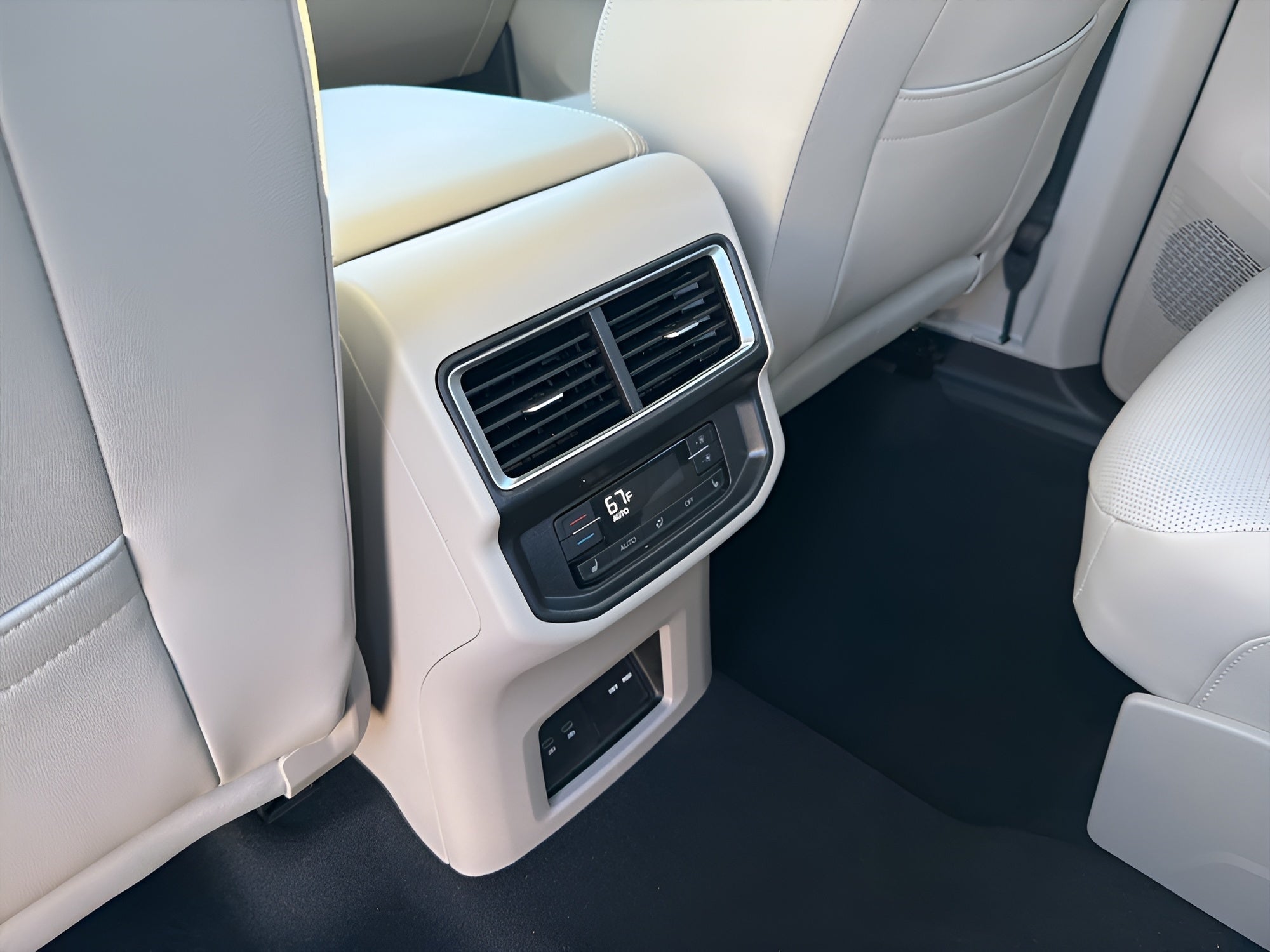 2026 Volkswagen Atlas 2.0T SEL Premium R-Line 4MOTION